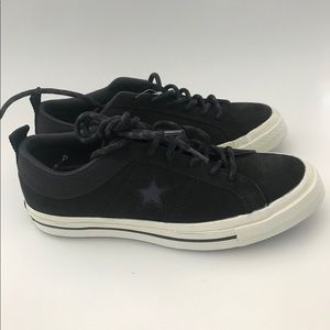 Converse unisex men’s size 5 women’s 7 black low